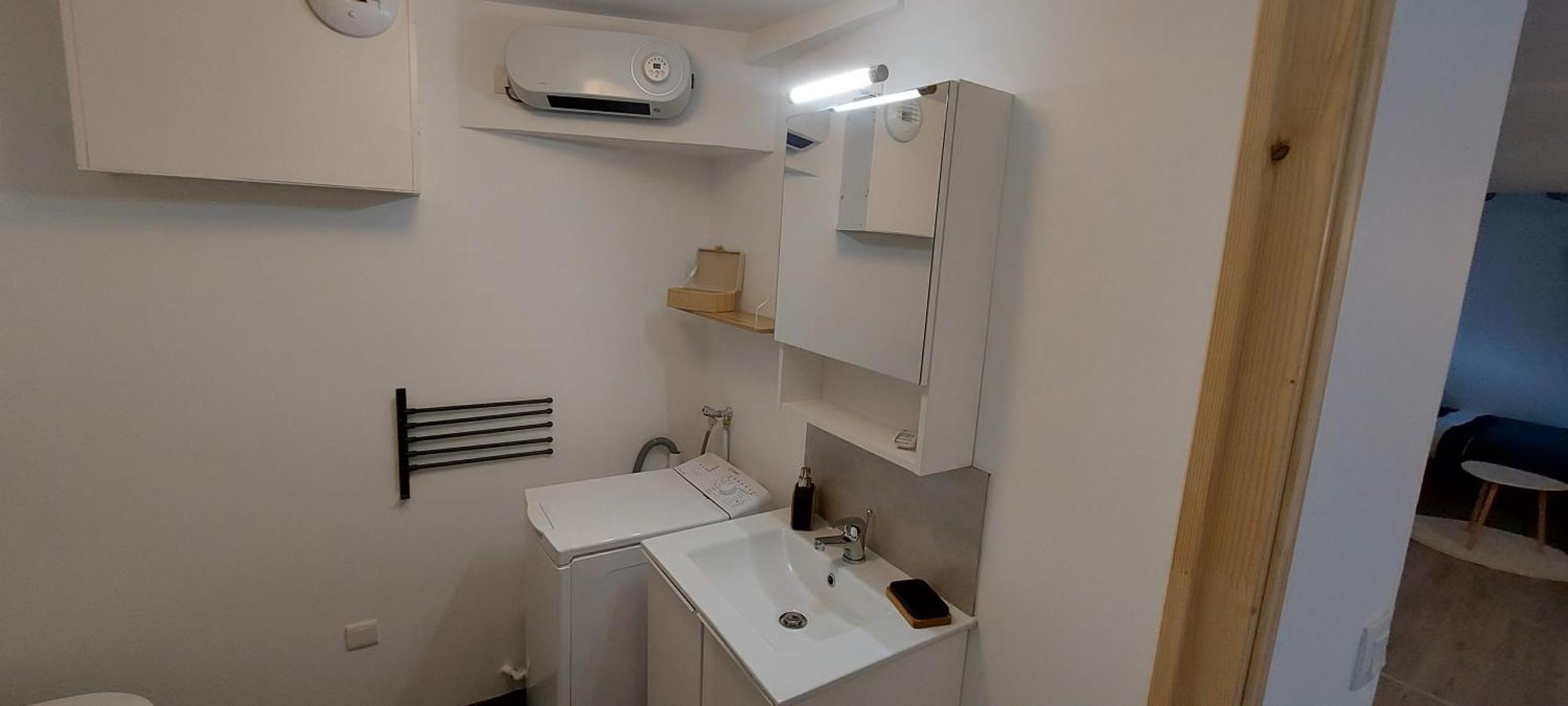 Chez Mathilde, Studio Sur Laval Laval  Eksteriør billede